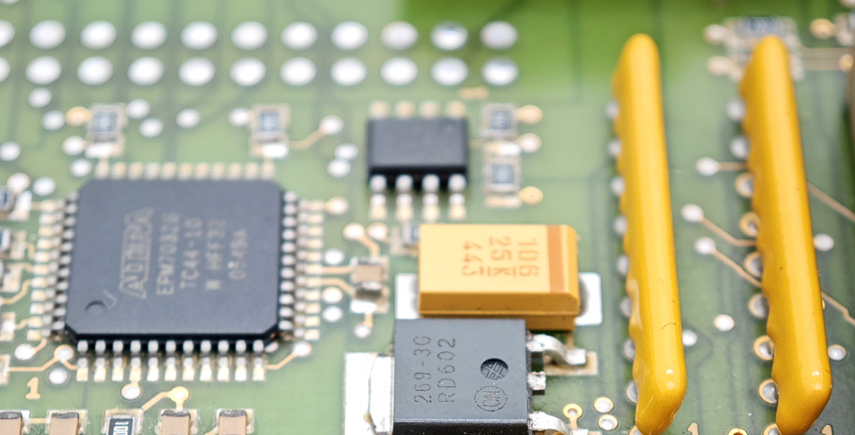 Diskusia o multi-odrodovom a malosériovom výrobnom režime továrne PCBA