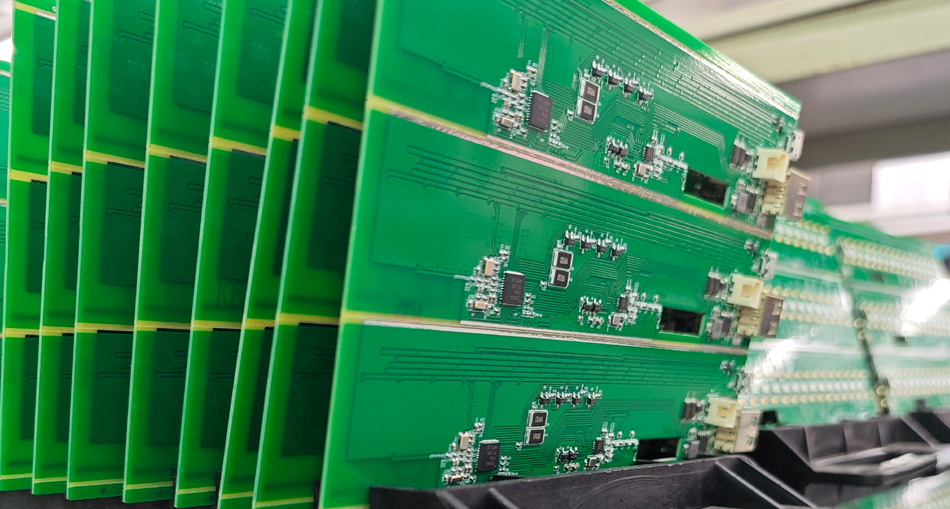 Rýchla odpoveď: Ako môžu továrne PCBA skrátiť cyklus dodávok urgentných objednávok?