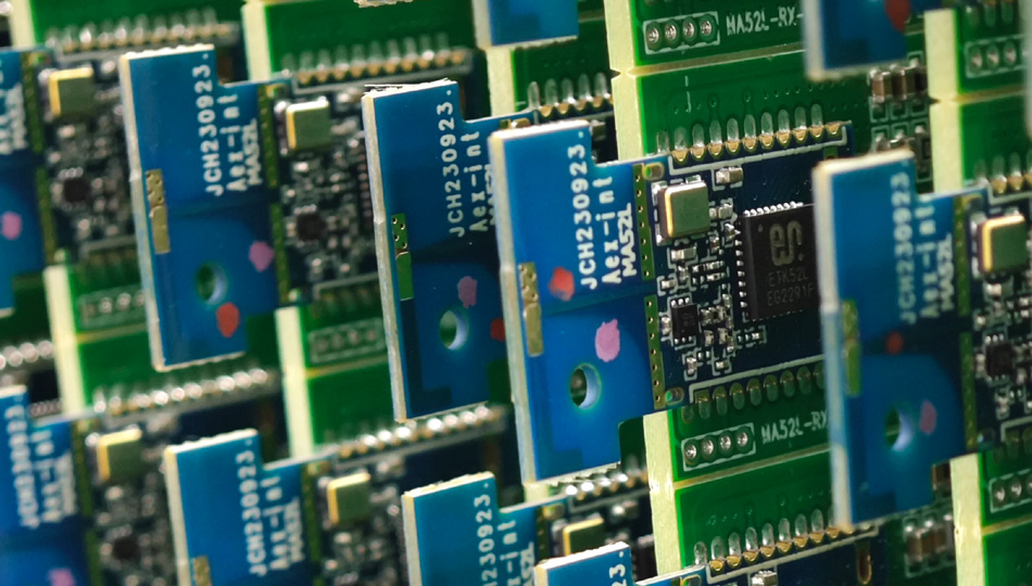 Ako sa továrne na PCBA vyrovnávajú s výrobnými potrebami veľmi zložitých návrhov obvodov?