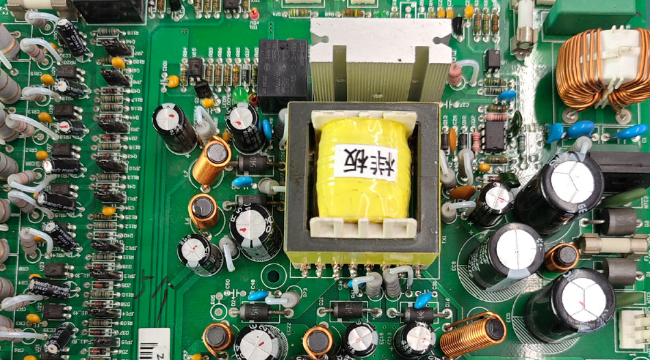 Ako môžu inovatívne technológie v továrňach PCBA znížiť riziká projektu?