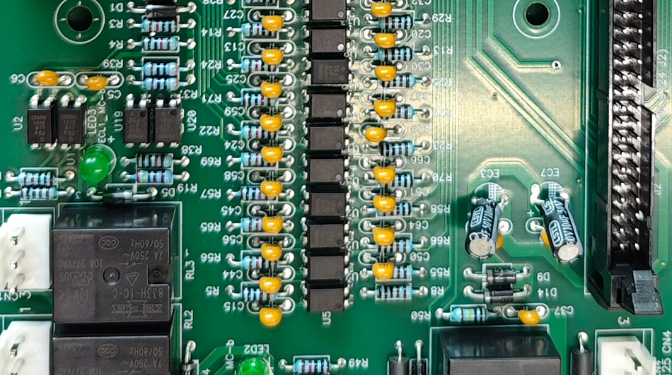 Ako môžu továrne na PCBA zabezpečiť včasnú dodávku komponentov prostredníctvom riadenia dodávateľského reťazca?