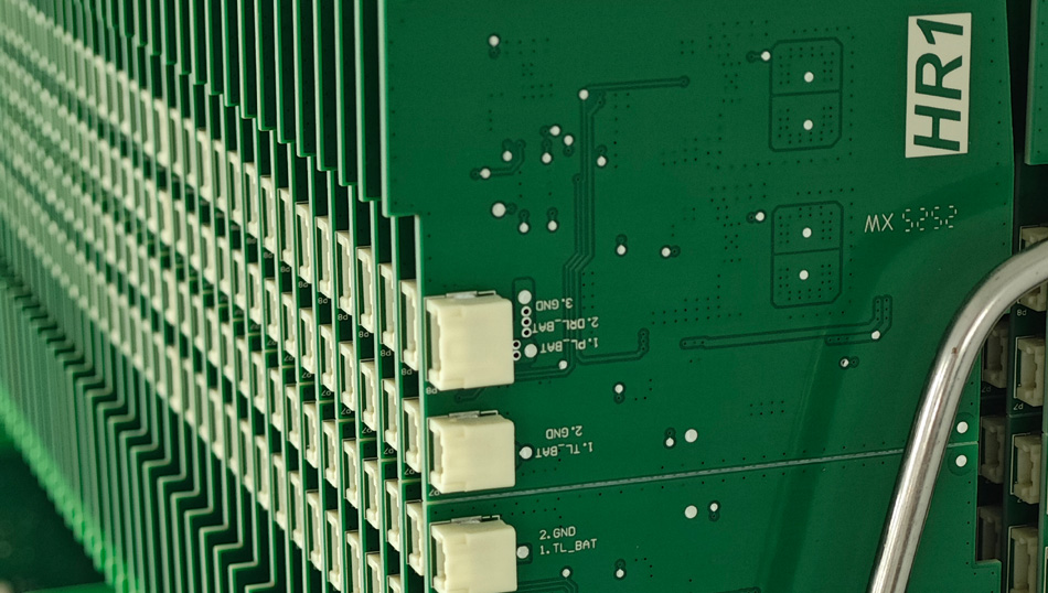 Ako môžu továrne na priemyselné riadenie PCBA zlepšiť kontrolu kvality prostredníctvom monitorovania údajov v reálnom čase?